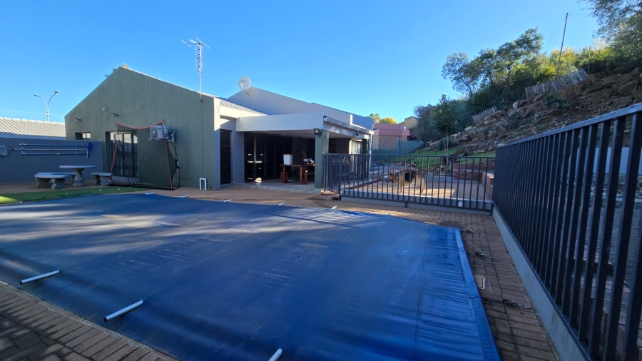 4 Bedroom Property for Sale in Bayswater Free State